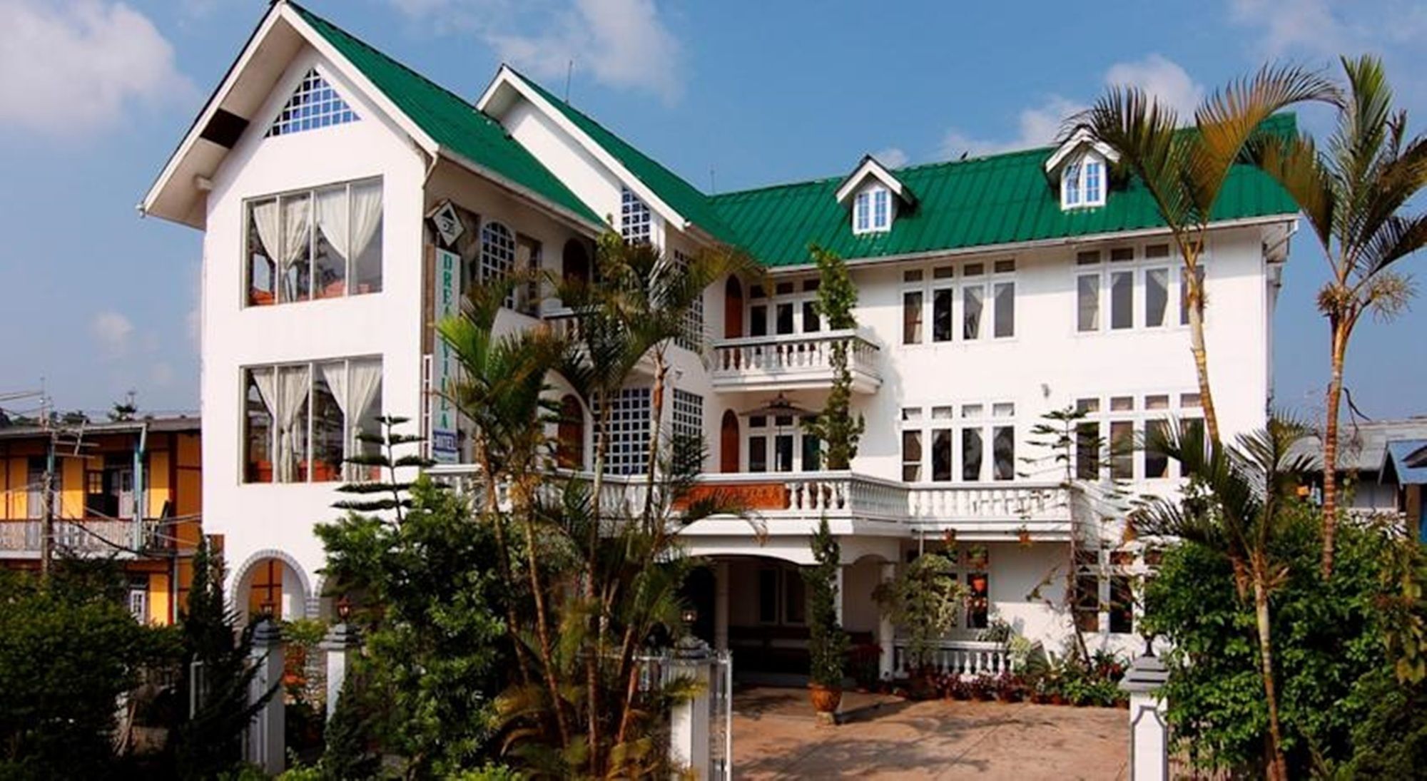 Dream Villa Hotel Kalaw Exterior photo